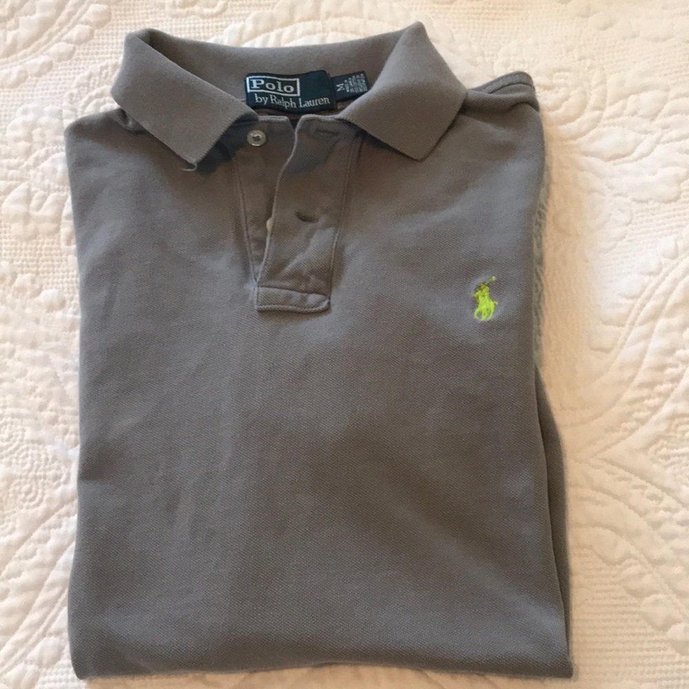 Gray Ralph Lauren polo shirt, men’s M